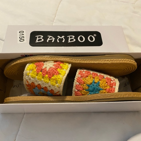 NEW in box, never worn Bamboo Athena sandals. Size 8.5 - Picture 4 of 5